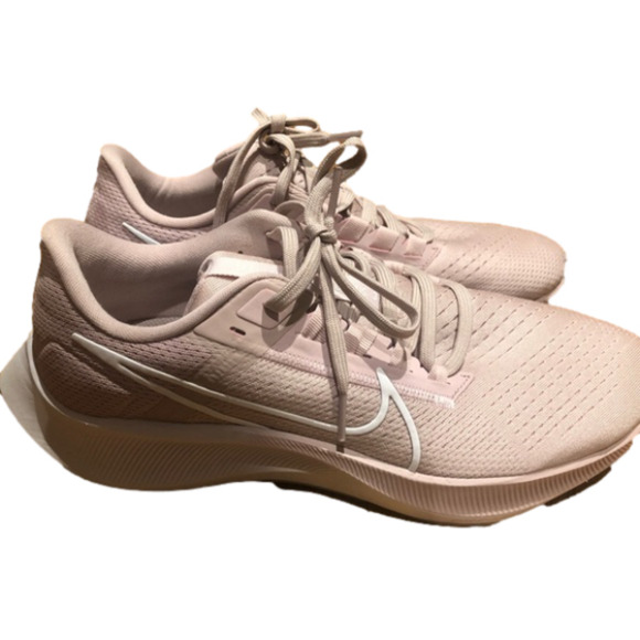 Nike Pegasus Zoom 38 - Picture 1 of 6